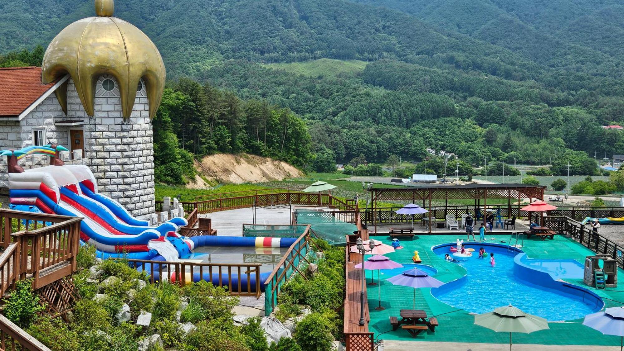 Elf Resort Hotel Пьончан Екстериор снимка